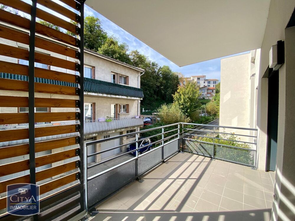 À LOUER Bel appartement de type T3 situé dans le quartie....