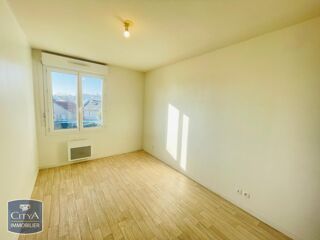  Appartement à louer 3 pièces 63 m²
