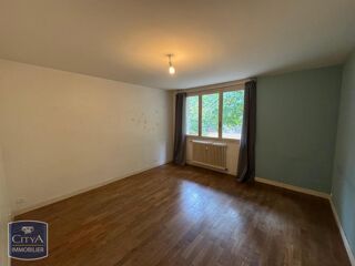 Appartement à louer 1 pièce 38 m²