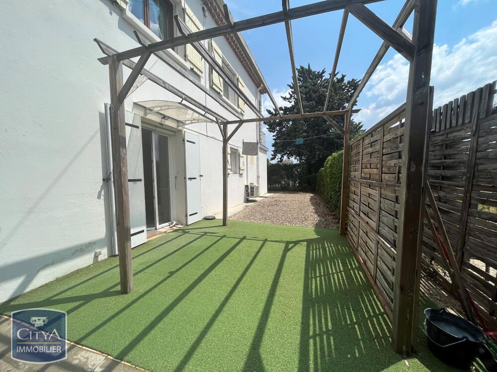 A LOUER -- ISTRES 13800 -- APPARTEMENT DE TYPE 2BIS -- R....