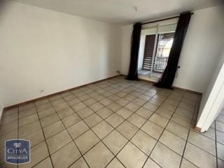  Appartement à louer 3 pièces 78 m²