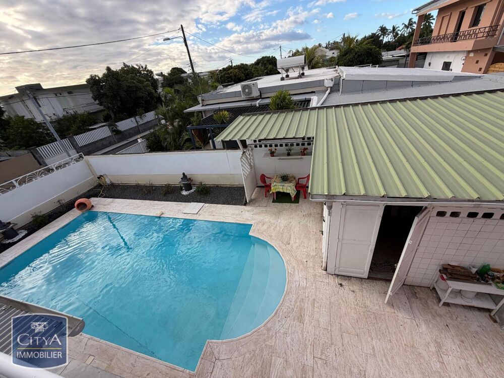 location Maison - 4 pièce(s) - 90 m² Le Port (97420)