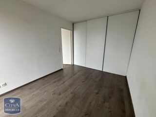  Appartement à louer 2 pièces 45 m²