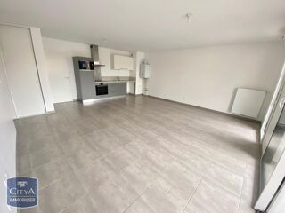  Appartement à louer 3 pièces 69 m²