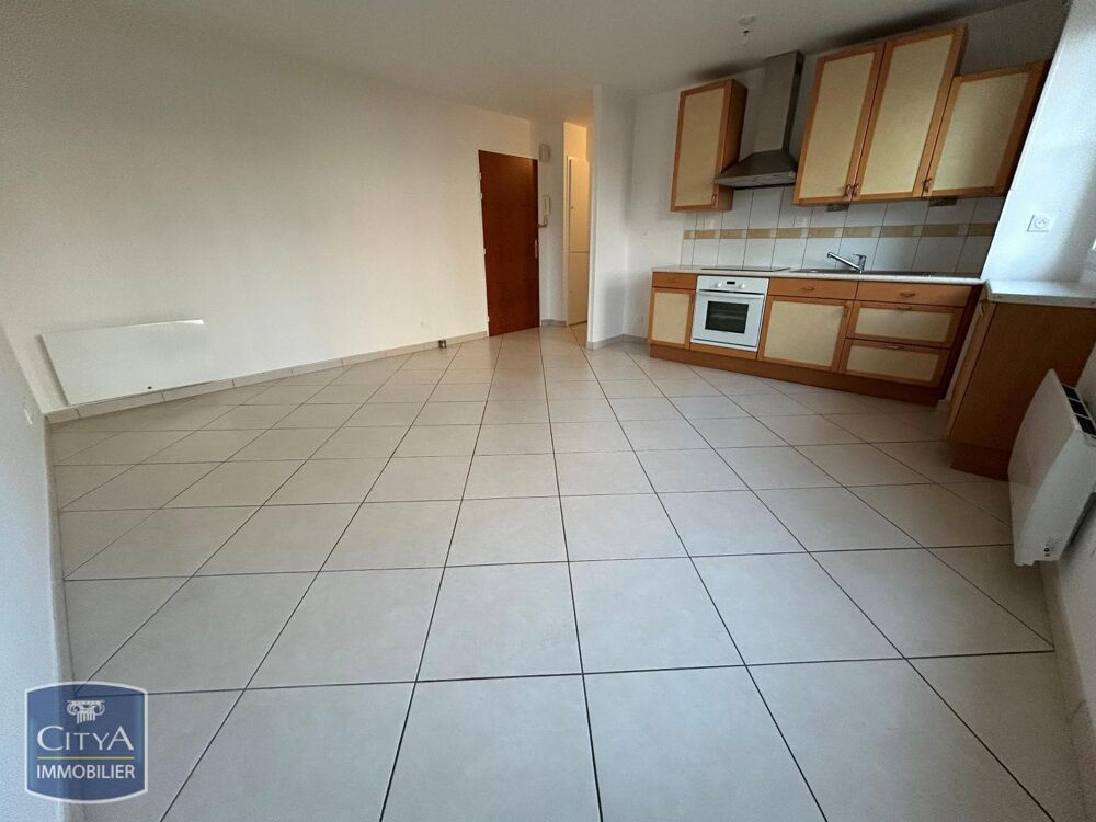 location Appartement - 3 pièce(s) - 52 m² Alençon (61000)