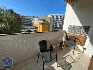  Appartement à louer 4 pièces 91 m²