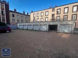  Parking / Garage à louer 