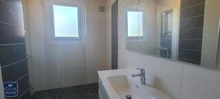  Appartement à louer 3 pièces 69 m²