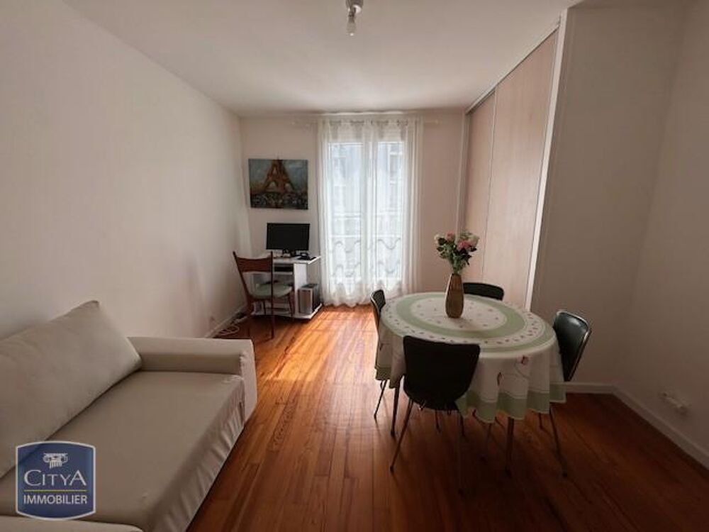 EXCLUSIVITÉ - APPARTEMENT 3 PIÈCES AVEC BALCON - ROYAN C....