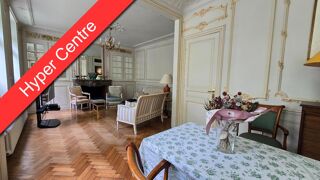  Propriété/château à vendre 8 pièces 247 m²