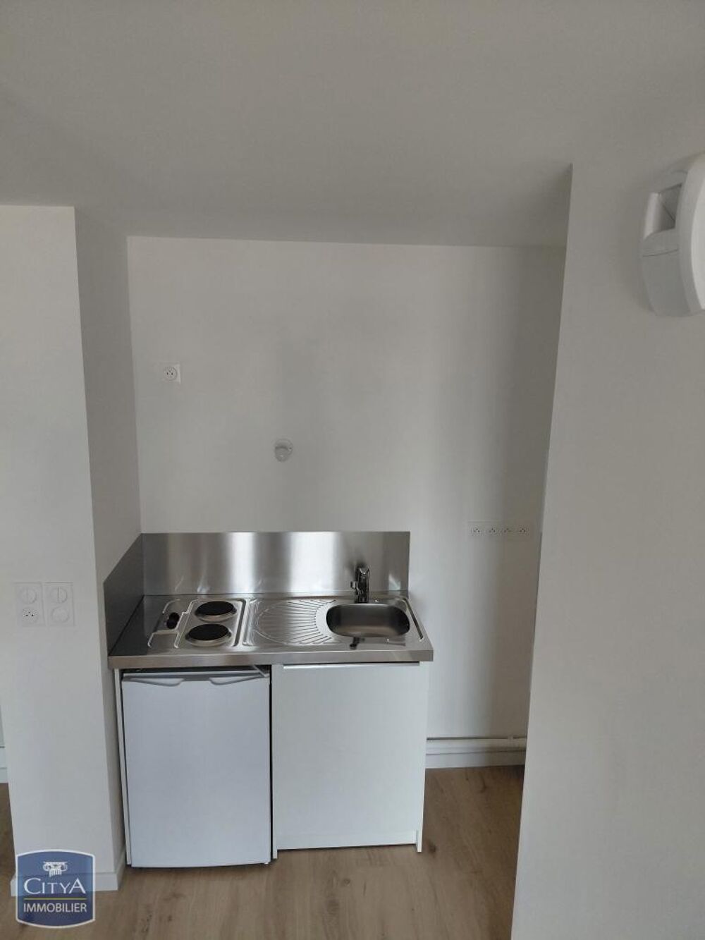 À LOUER - 2 PIECES - CHALLANS - NEUF Venez découvrir cet....