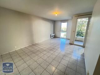  Appartement à louer 3 pièces 60 m²