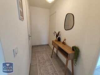  Appartement à louer 4 pièces 85 m²