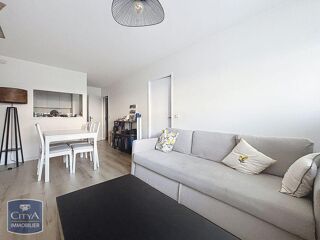  Appartement à louer 2 pièces 43 m²