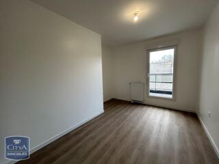  Appartement à louer 3 pièces 64 m²
