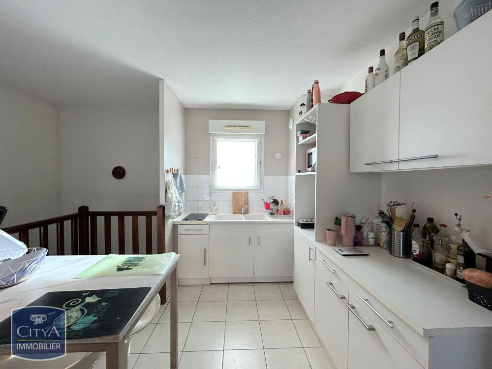 A LOUER sur Avignon, appartement T2 en duplex avec parki....