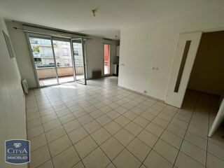  Appartement à louer 3 pièces 63 m²