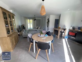  Maison à louer 4 pièces 83 m²