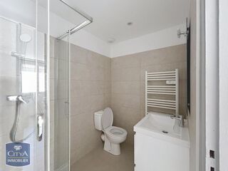  Appartement à louer 2 pièces 38 m²
