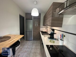 Appartement à louer 3 pièces 65 m²