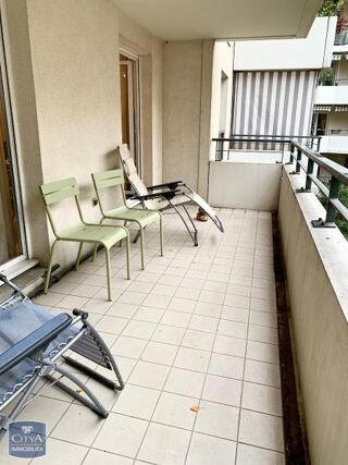  Appartement à louer 3 pièces 78 m²