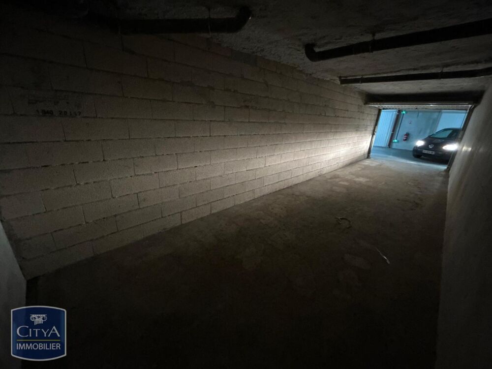 location Parking / Garage Toulon (83100)