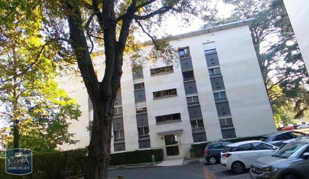location Parking / Garage Orleans (45100)