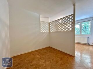  Appartement à louer 1 pièce 37 m²