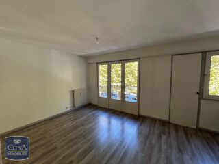  Appartement à louer 1 pièce 28 m²