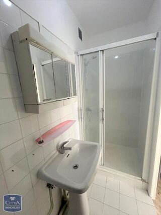  Appartement à louer 2 pièces 38 m²