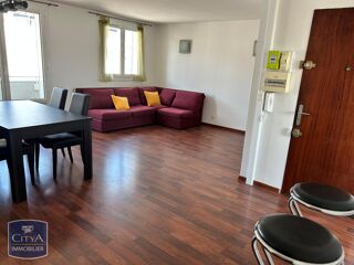  Appartement à louer 4 pièces 63 m²