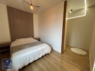  Appartement à louer 2 pièces 45 m²