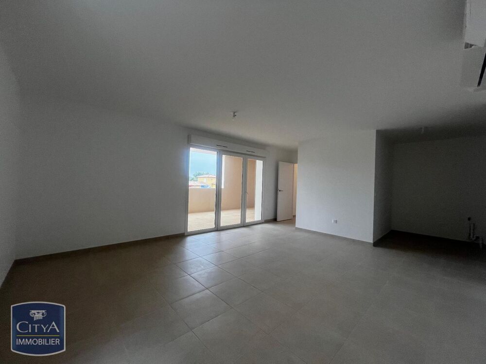 location Appartement - 3 pièce(s) - 63 m² Rodilhan (30230)