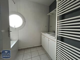  Maison à louer 5 pièces 106 m²