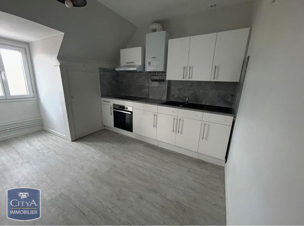 Centre Ville - À LOUER : Appartement bourgeois T3 situé ....
