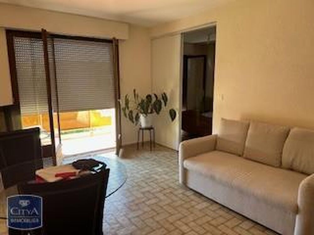 À LOUER : Appartement T1 situé à ST MARCELLIN, dans le d....