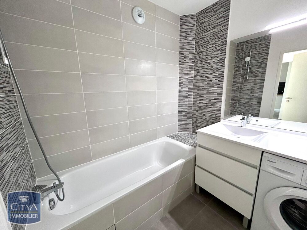 location Appartement - 3 pièce(s) - 65 m² Sevran (93270)
