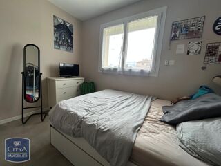  Appartement à louer 4 pièces 66 m²