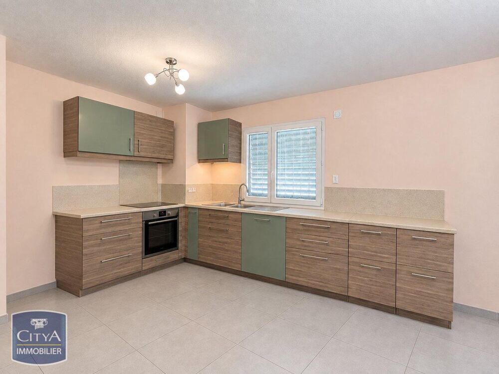 GRENOBLE -- Appartement à louer de type 2P+Cuisine d'une....