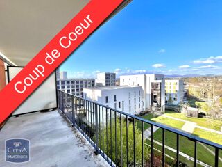  Appartement à louer 4 pièces 76 m²