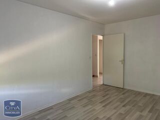  Maison à louer 6 pièces 114 m²