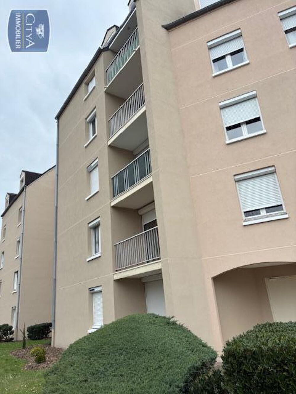 À LOUER : Appartement T1 situé à Châteauroux, dans le dé....