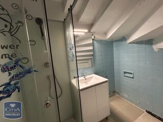  Appartement à louer 3 pièces 64 m²