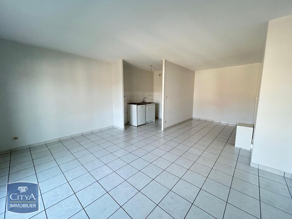 À LOUER : Charmant appartement T2 situé à Vierzon, dans ....