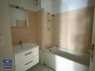 location Appartement - 3 pièce(s) - 76 m² Fontaine-lès-Dijon (21121)