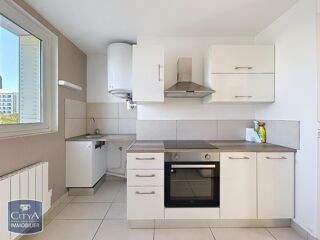  Appartement à louer 3 pièces 50 m²