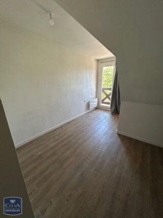  Appartement à louer 3 pièces 72 m²