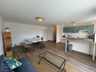  Appartement à louer 3 pièces 67 m²