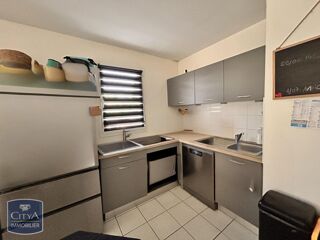  Appartement à louer 3 pièces 61 m²