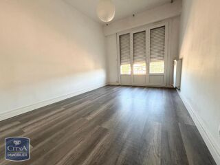  Appartement à louer 3 pièces 66 m²